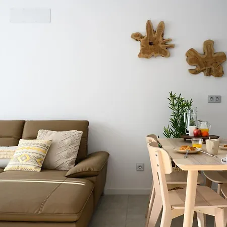 La Islena House - Near The Beach, Air-con, Fast Wifi And Sat Tv By Lanzarote 別荘 *