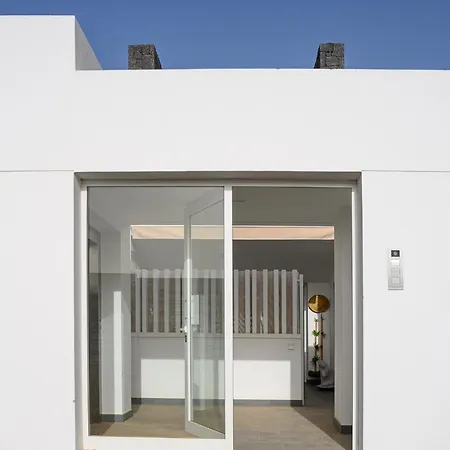 別荘 La Islena House - Near The Beach, Air-con, Fast Wifi And Sat Tv By Lanzarote *