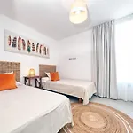 Ferienhaus La Islena House - Near The Beach, Air-con, Fast Wifi And Sat Tv By Lanzarote *